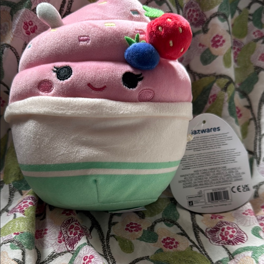 Angelica 5” Squishmallows Pink and Green Ice Cream Plush Toy - NWT